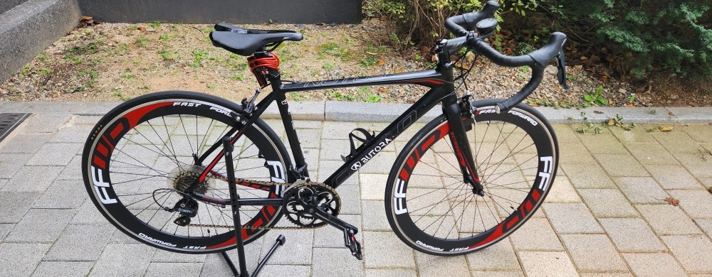 첼로로드 팔아요 | 데얼스 아웃도어 전문 플랫폼