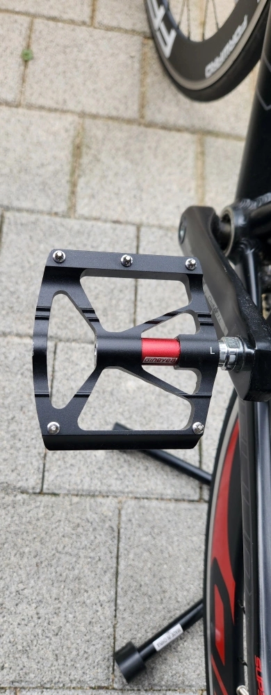 첼로로드 팔아요 | 데얼스 아웃도어 전문 플랫폼