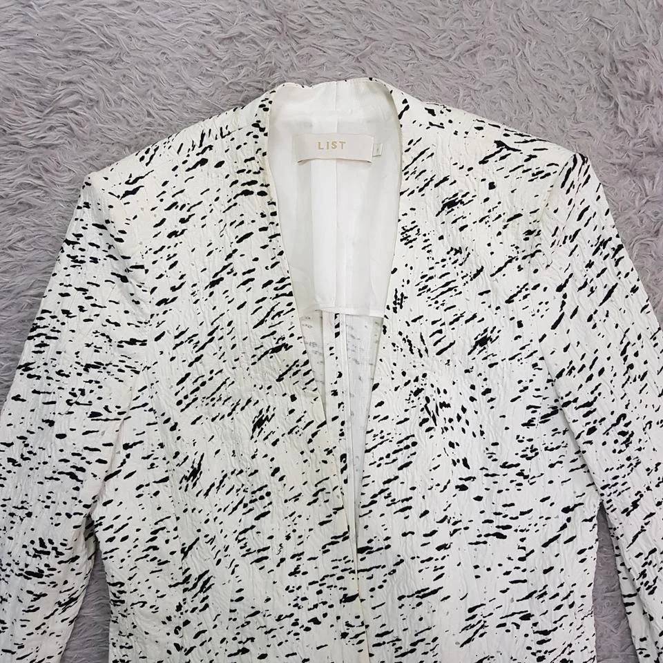 더블식스(정품)LIST(리스트) 여성 자켓 호칭88-94-165(66) | 데얼스 아웃도어 전문 플랫폼