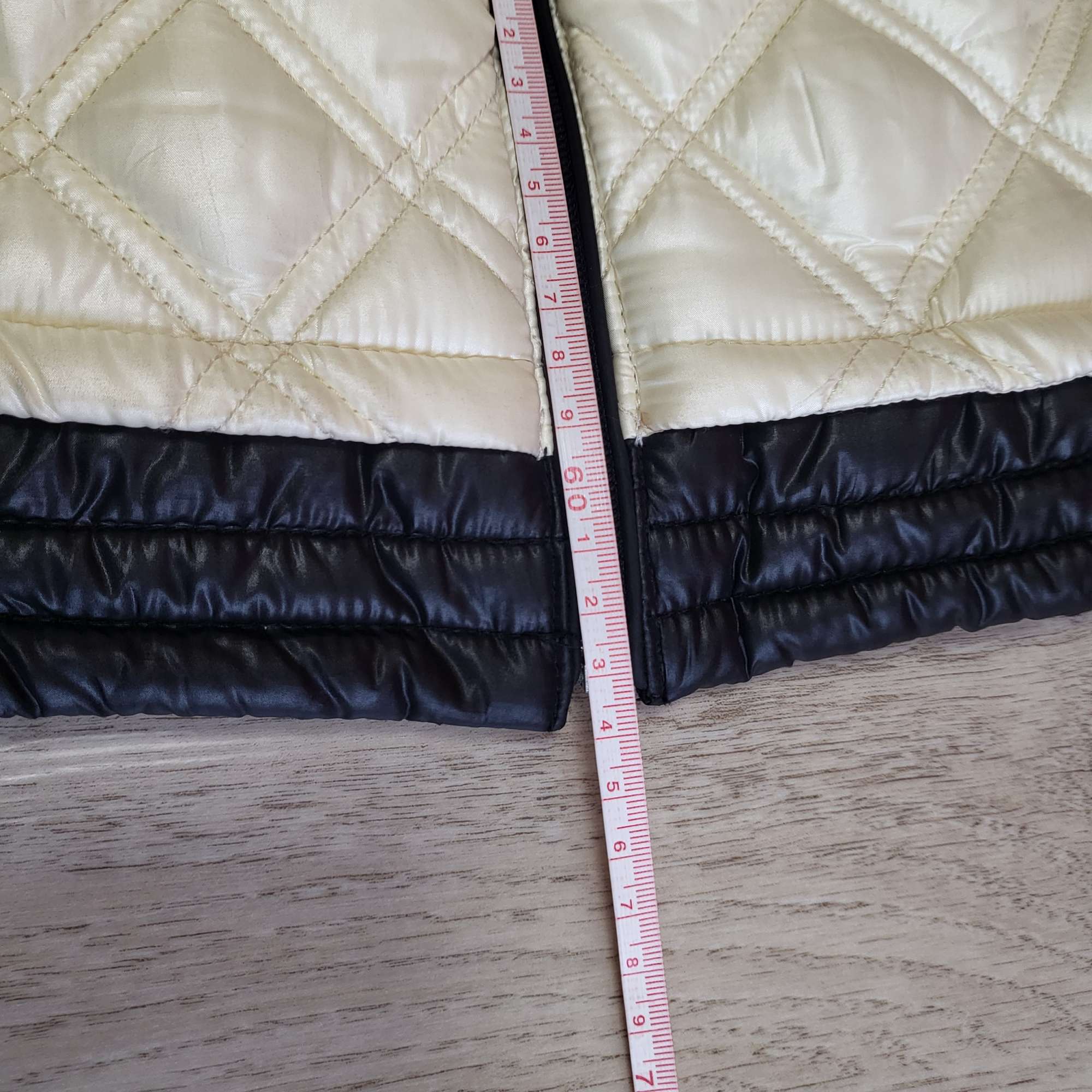 [무료배송] 루이까스텔 여성경량패딩 95M 골프웨어점퍼 | 데얼스 아웃도어 전문 플랫폼