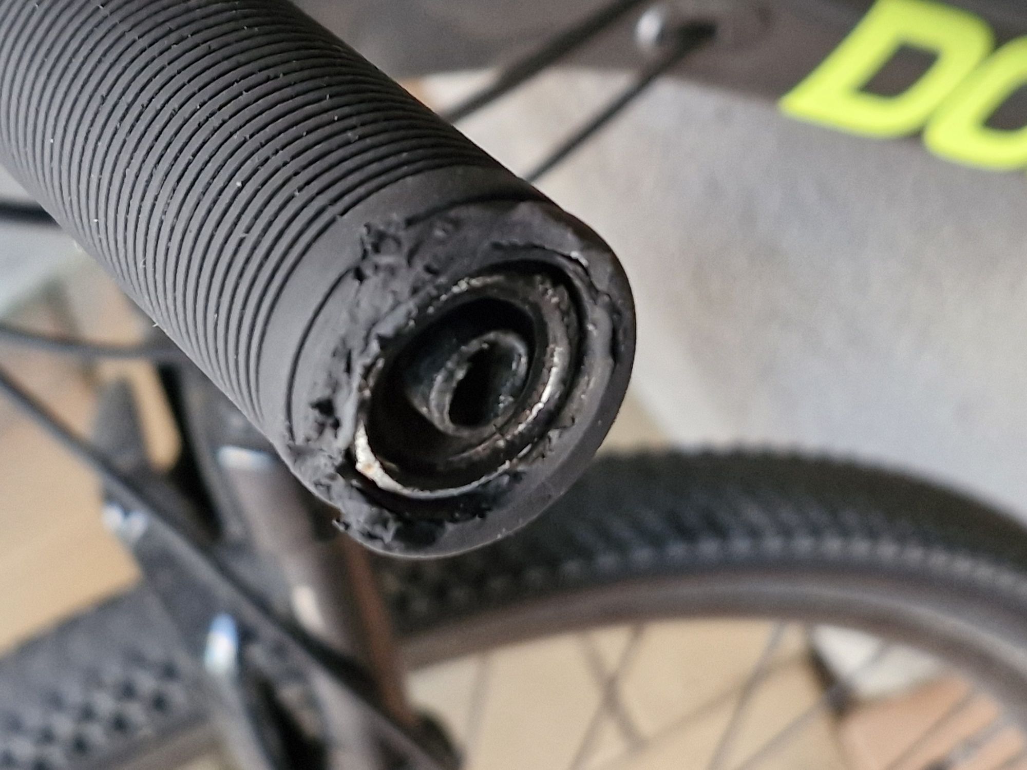 도마스 아드레날린 2.1 MTB 27.5인치 | 데얼스 아웃도어 전문 플랫폼