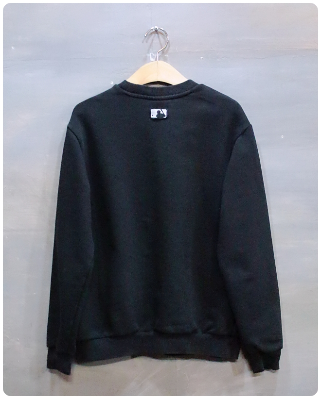 [XS] MLB 뉴욕양키스 자수로고 오버핏 기모 맨투맨 | 데얼스 아웃도어 전문 플랫폼