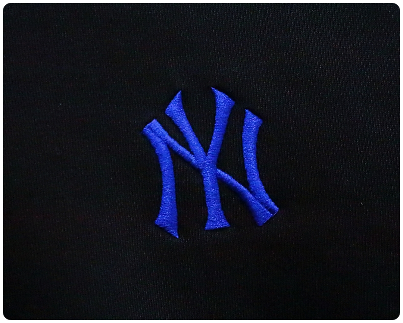 [XS] MLB 뉴욕양키스 자수로고 오버핏 기모 맨투맨 | 데얼스 아웃도어 전문 플랫폼