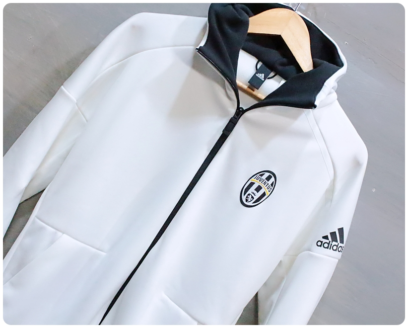 [100] 아디다스 16-17 유벤투스 앤섬 ZNE 후드집업 자켓 | 데얼스 아웃도어 전문 플랫폼