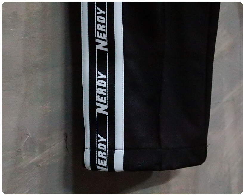 [L] 널디 사이드 로고 테이핑 트랙 팬츠 | 데얼스 아웃도어 전문 플랫폼