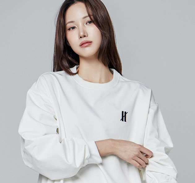 오버셔 기능성 기모 웜업 오버핏 맨투맨 화이트 (남녀공용) | 데얼스 아웃도어 전문 플랫폼