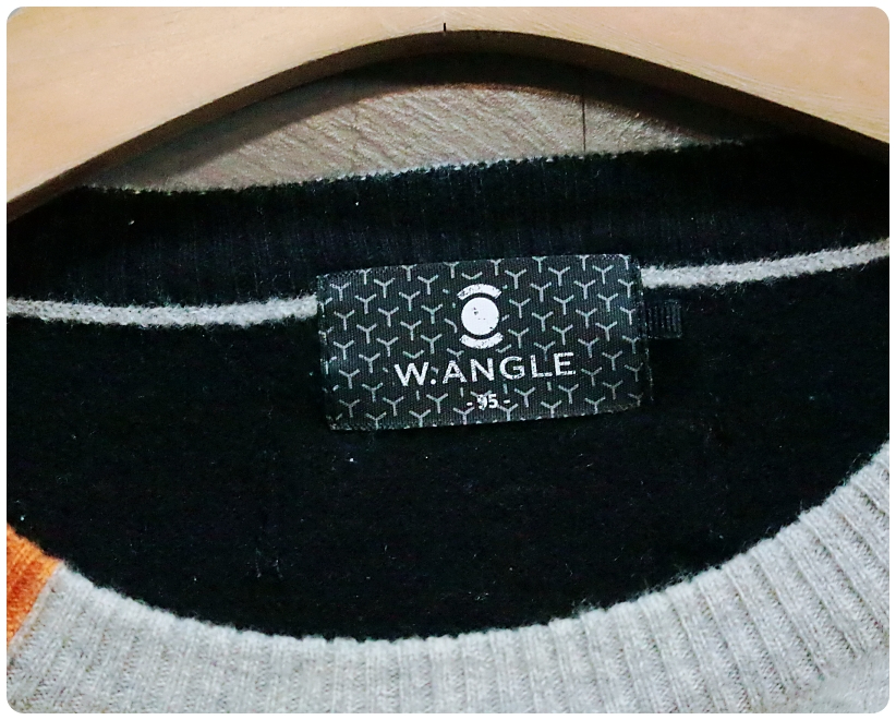 [95] 와이드앵글 배색 울 라운드넥 니트 스웨터 | 데얼스 아웃도어 전문 플랫폼