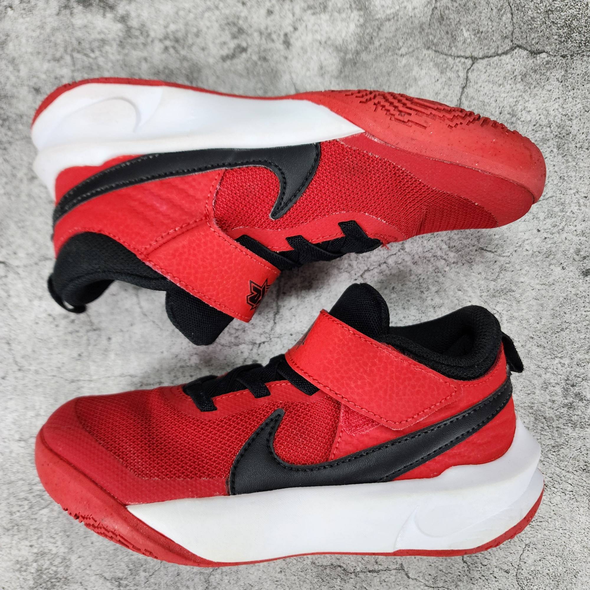 더블식스(정품)나이키 팀 허슬 D10 PS 유니버스시티 레드 185 | 데얼스 아웃도어 전문 플랫폼