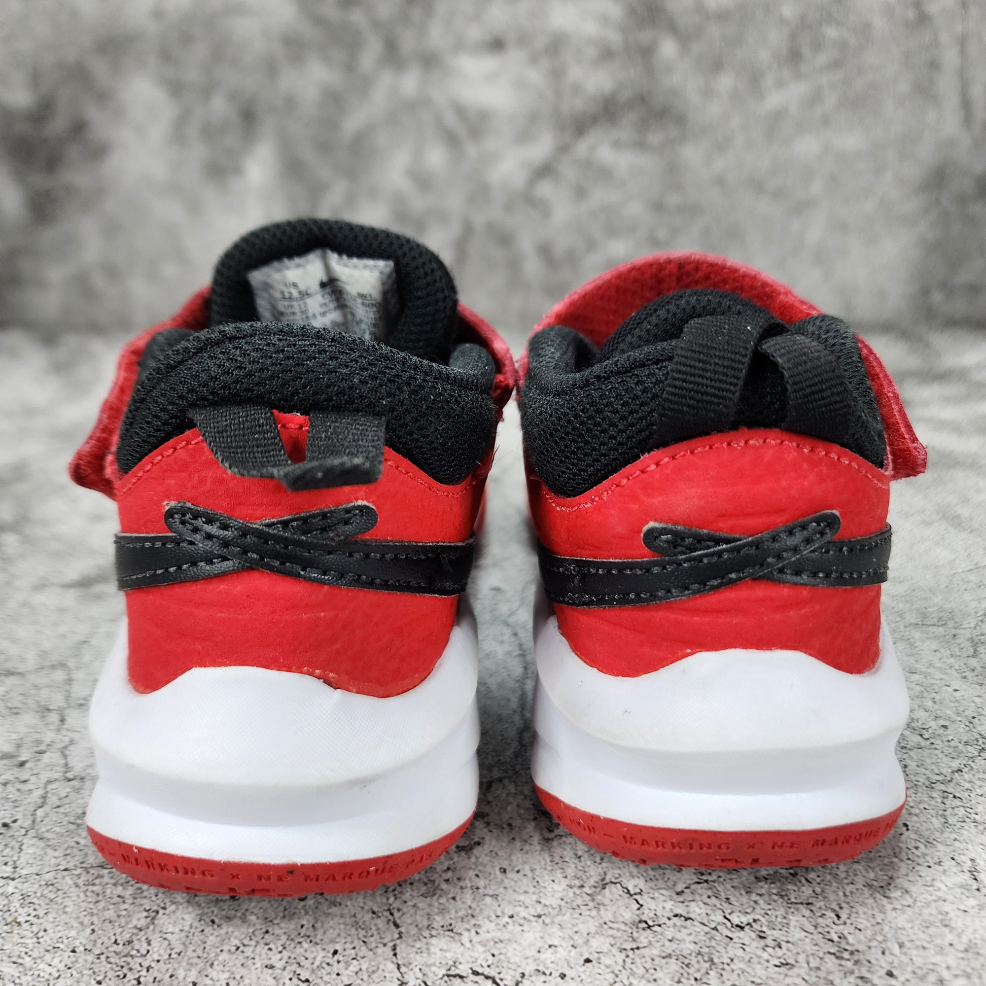 더블식스(정품)나이키 팀 허슬 D10 PS 유니버스시티 레드 185 | 데얼스 아웃도어 전문 플랫폼