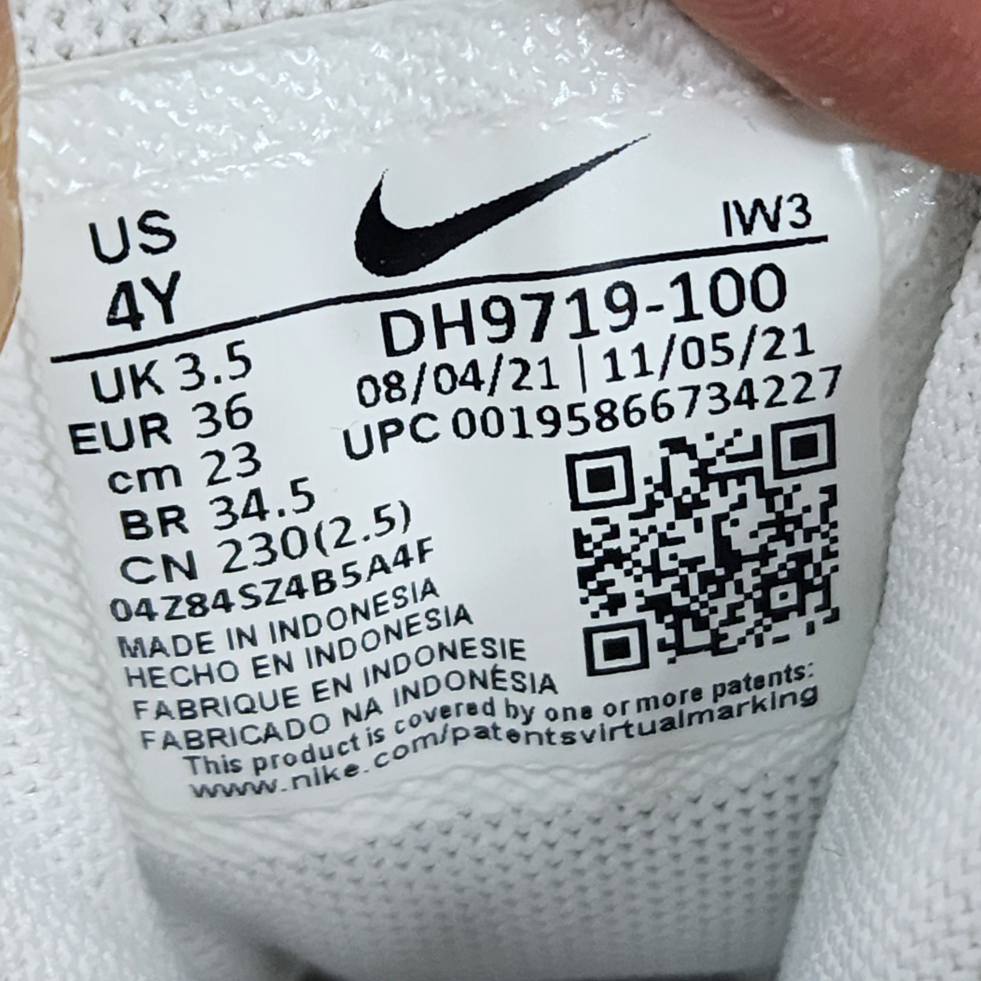 더블식스(정품)나이키 에어모어 업템포 GS 화이트 미드나잇네이비 230 | 데얼스 아웃도어 전문 플랫폼