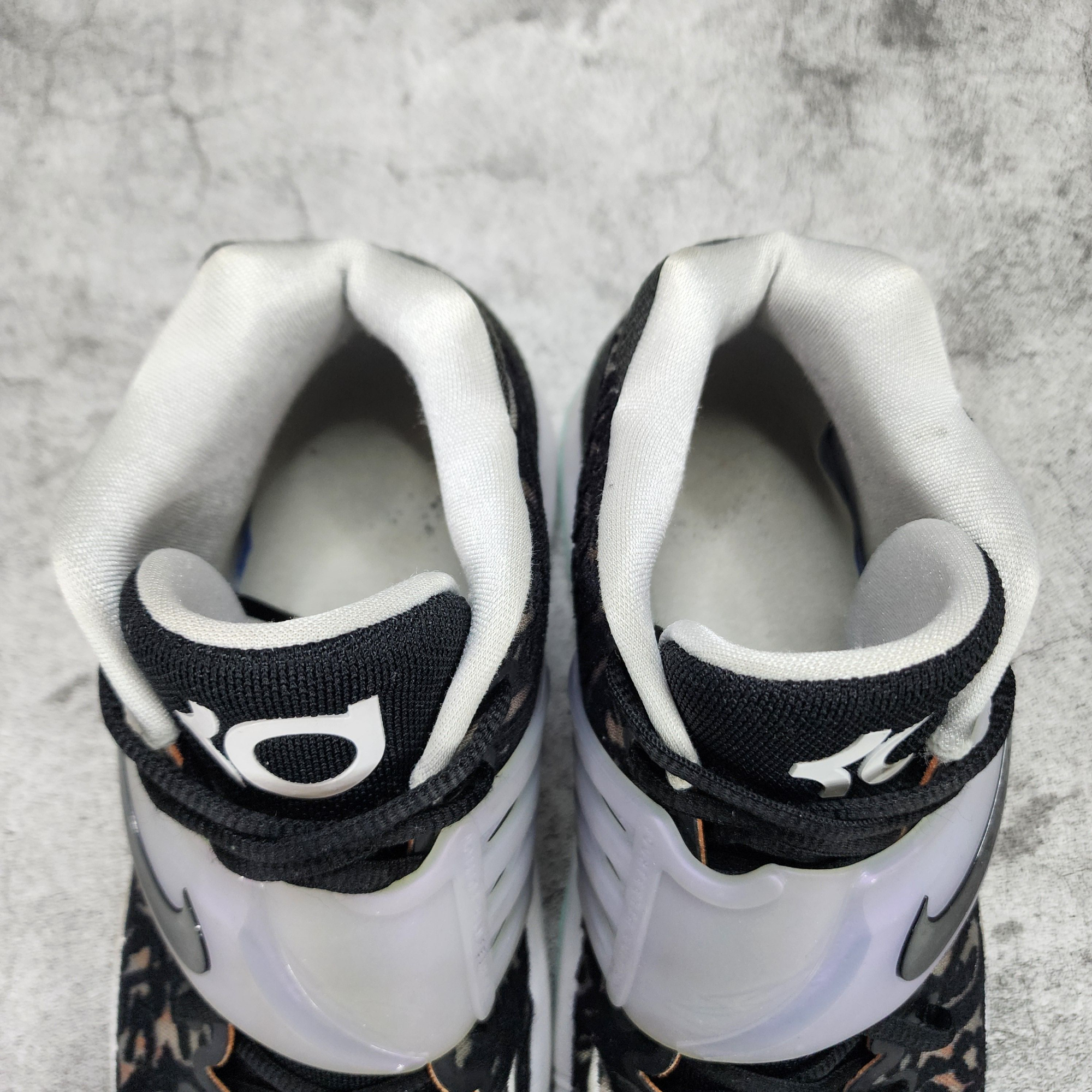 더블식스(정품)나이키 케빈 듀란트14 블랙화이트 260 | 데얼스 아웃도어 전문 플랫폼