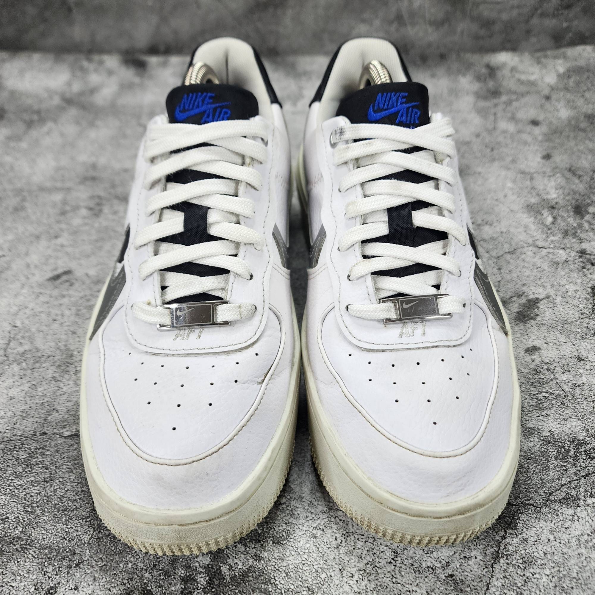 더블식스(정품)나이키 우먼 에어포스1 플랫폼 화이트 메탈릭 실버 245 | 데얼스 아웃도어 전문 플랫폼