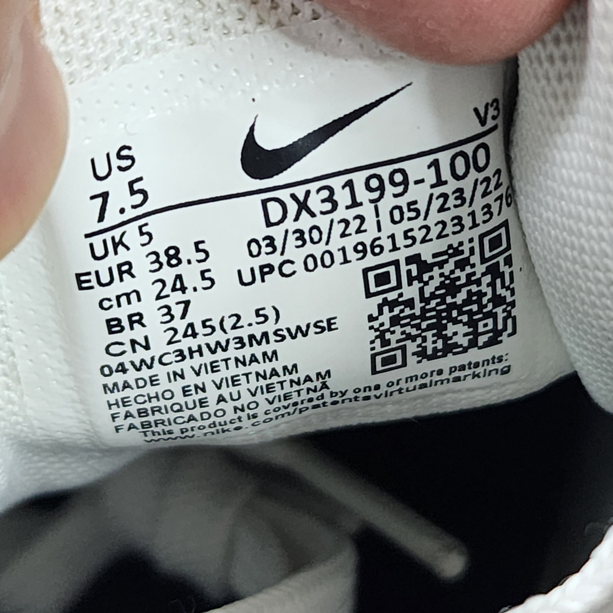 더블식스(정품)나이키 우먼 에어포스1 플랫폼 화이트 메탈릭 실버 245 | 데얼스 아웃도어 전문 플랫폼