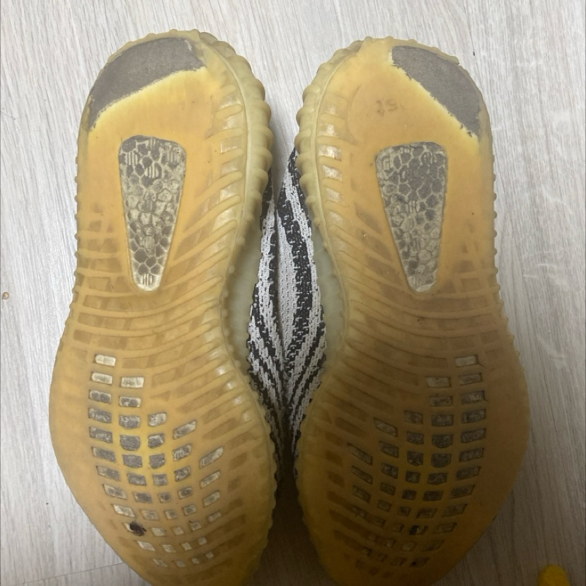 이지부스트 350v2 지브라 판매합니다. | 데얼스 아웃도어 전문 플랫폼