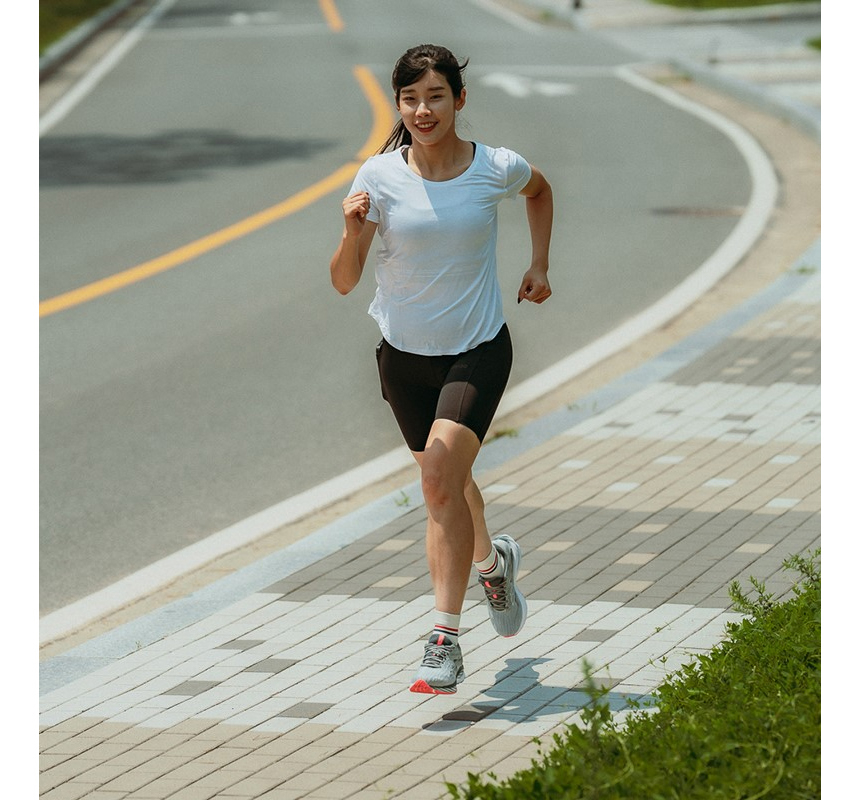 존버 컴포트 여성 러닝 티셔츠