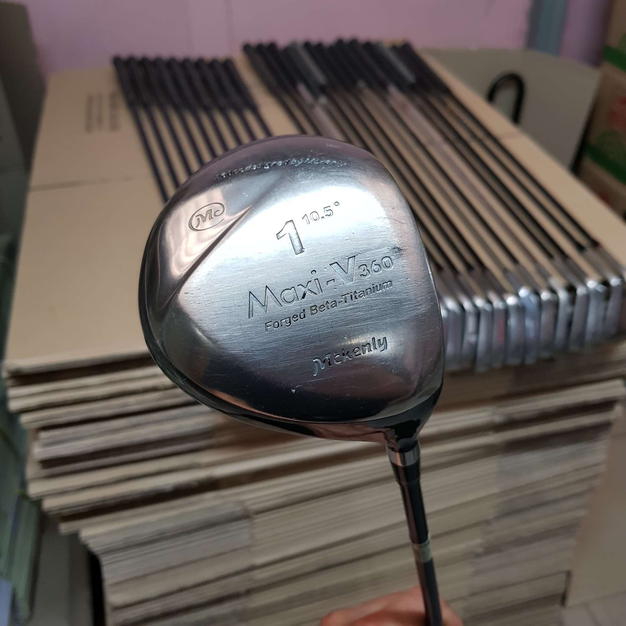 드라이버, 아이언 세트에 골프백까지 한번에 가져가세요! 드라이버는 Maxi-Va60 모델이고, 아이언은 Wilson, Yamaha, Spalding 등 다양한 브랜드가 섞여 있습니다. 아이언은 3번부터 S까지 | 데얼스 아웃도어 전문 플랫폼