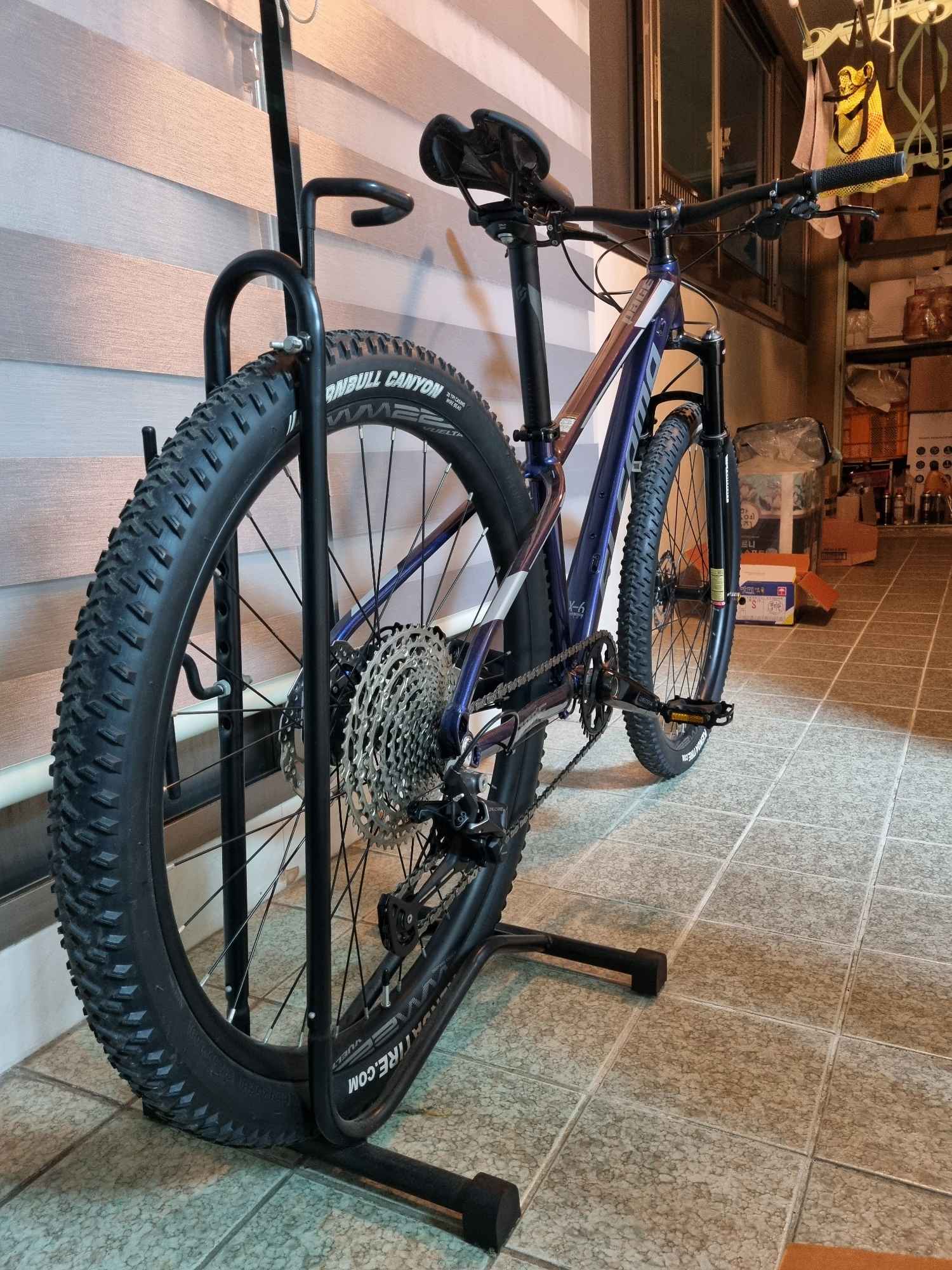 엘파마 페이스 네이비 카본 휠셋 12단 MTB 엠티비 자전거 | 데얼스 아웃도어 전문 플랫폼