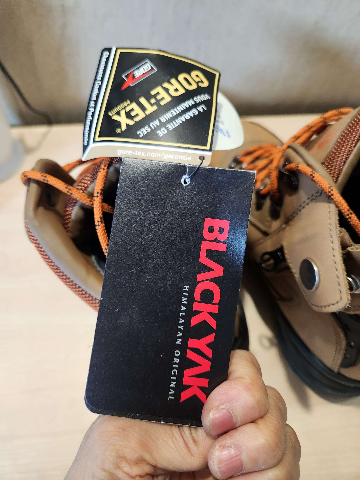 블랙야크 YAK-63 고어텍스 안전화 240 택보관 | 데얼스 아웃도어 전문 플랫폼