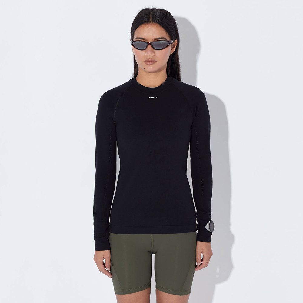 써클 에센셜 엔듀런스 베이스레이어 블랙 여성 | 데얼스 아웃도어 전문 플랫폼