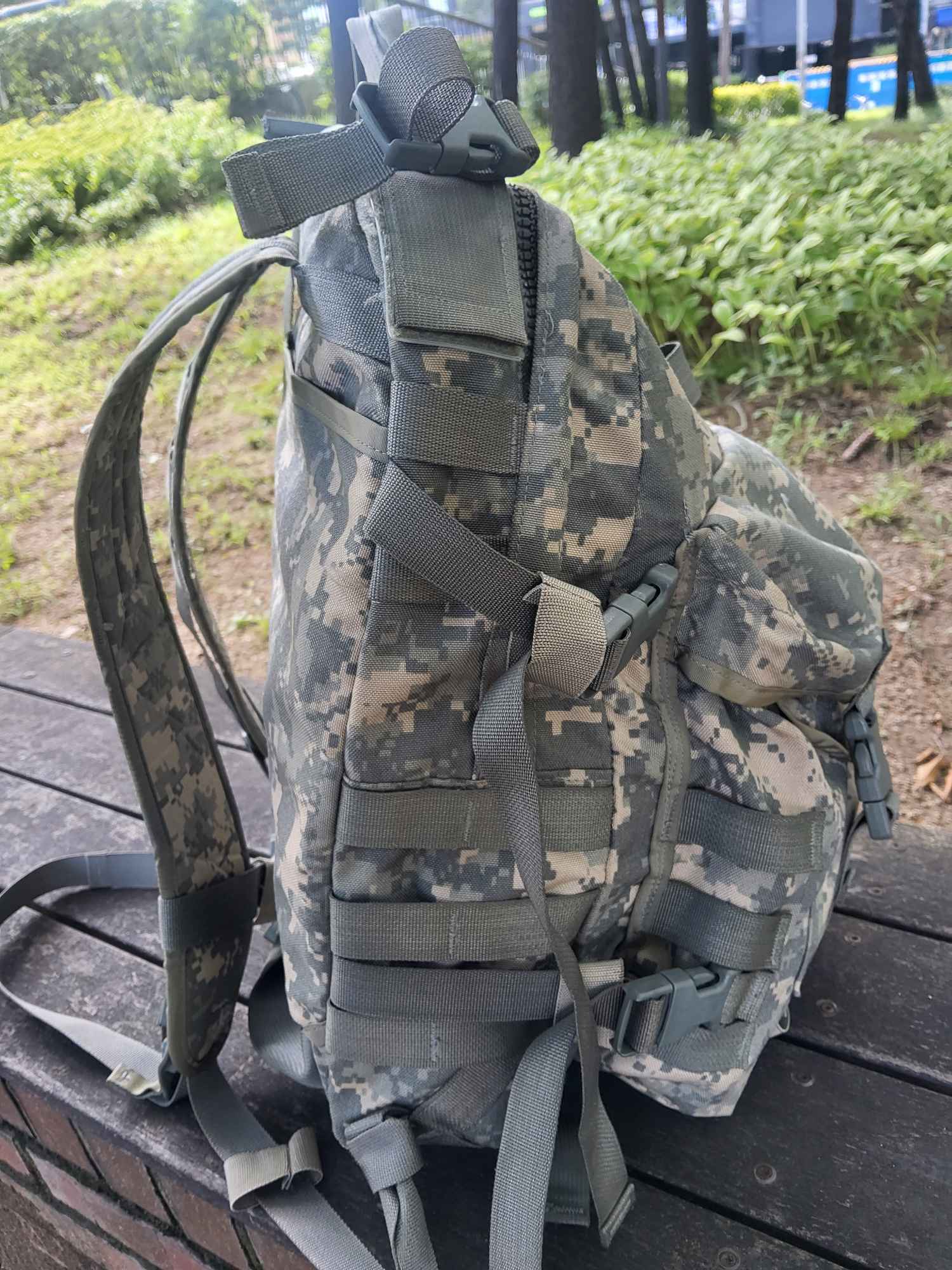 미군정품 ACU 어썰트백 중고 A급 배낭35리터  | 데얼스 아웃도어 전문 플랫폼