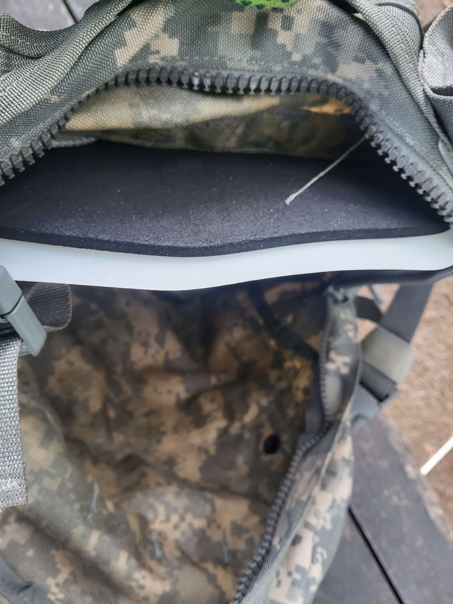 미군정품 ACU 어썰트백 중고 A급 배낭35리터  | 데얼스 아웃도어 전문 플랫폼