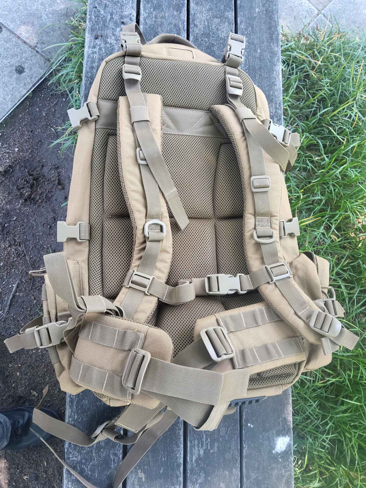 건케이스 이글백팩 50리터 코요테브라운  | 데얼스 아웃도어 전문 플랫폼