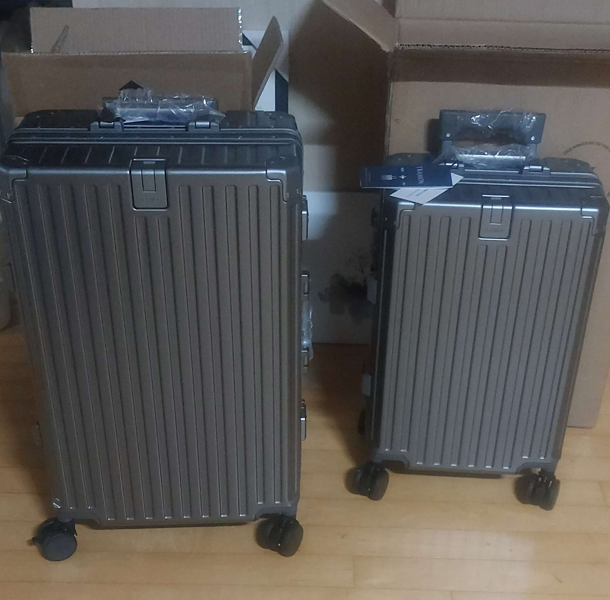 28인치,24인치 캐리어 팝니다. | 데얼스 아웃도어 전문 플랫폼