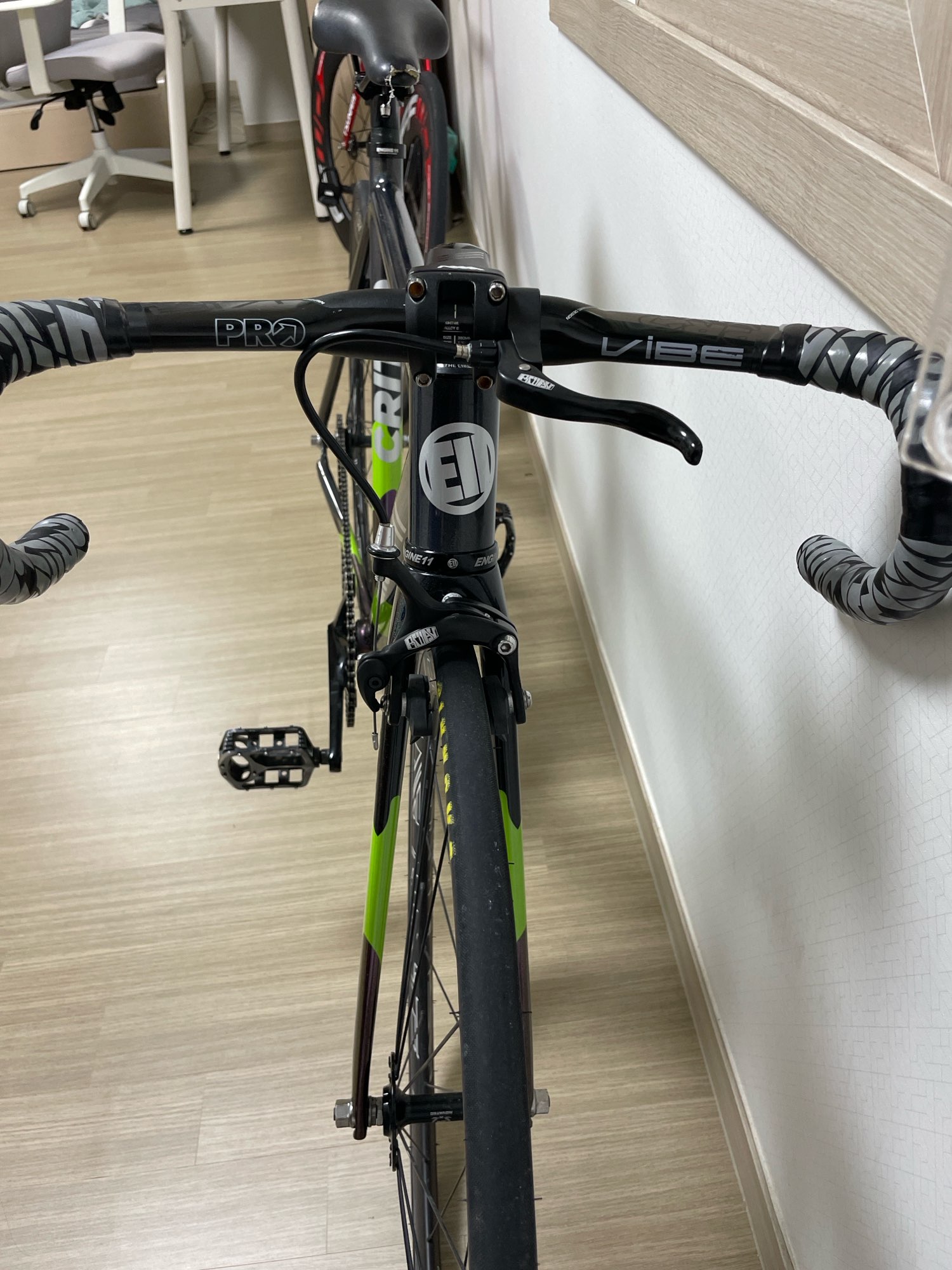 엔진11 크릿디 포이즌그린 판매 | 데얼스 아웃도어 전문 플랫폼