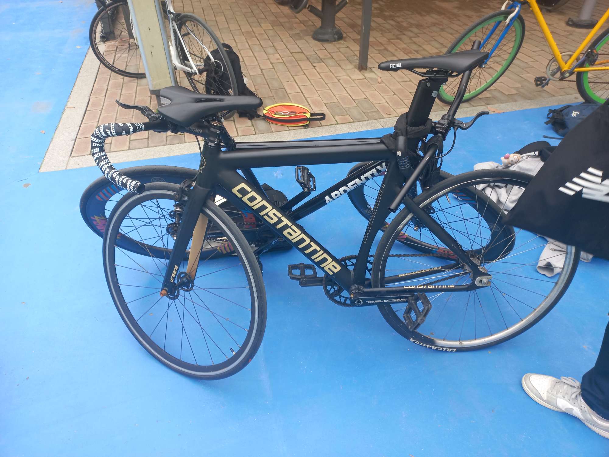 어베인 판매 대차 | 데얼스 아웃도어 전문 플랫폼