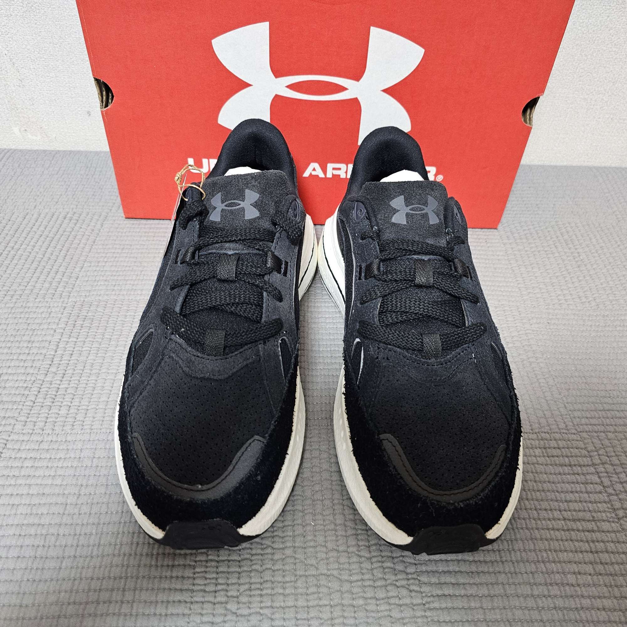 언더아머 런닝화 UA 팬텀 | 데얼스 아웃도어 전문 플랫폼