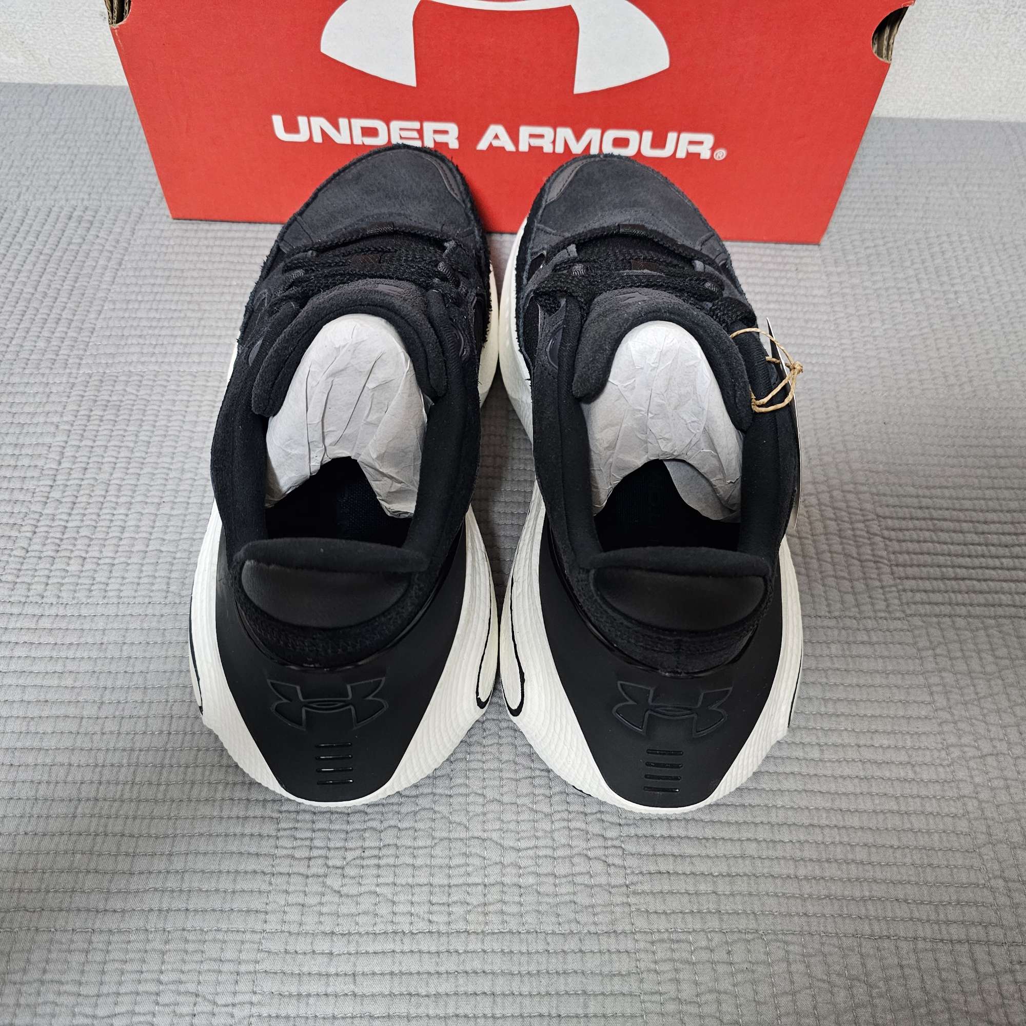 언더아머 런닝화 UA 팬텀 | 데얼스 아웃도어 전문 플랫폼