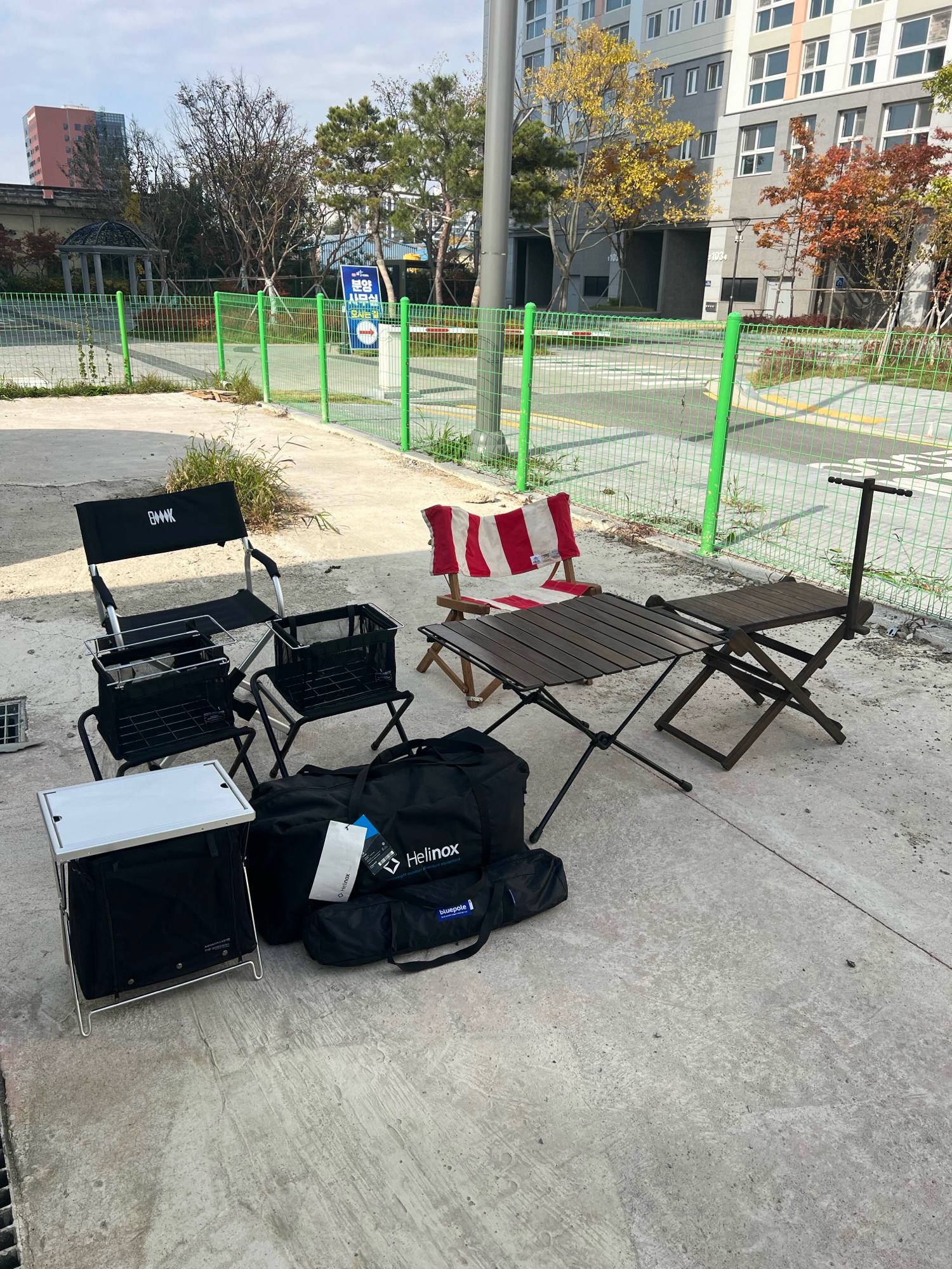 캠핑장비 정리(브이타프4.0,헬리녹스우드상판,블루폴윈드스크린,체어,캠빌igt,x모듈,사이끼리플랫버너) | 데얼스 아웃도어 전문 플랫폼