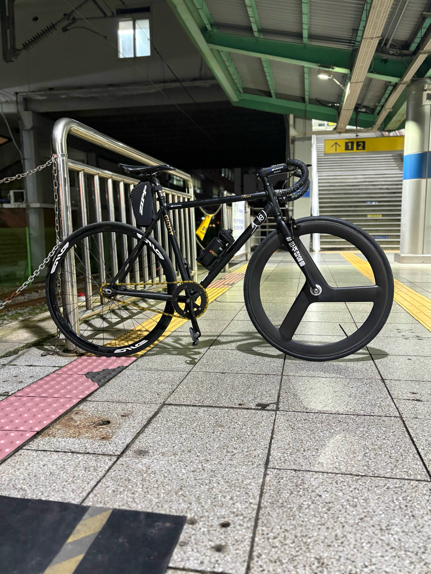 자이언트 픽시 m사이즈 판매 대차 | 데얼스 아웃도어 전문 플랫폼