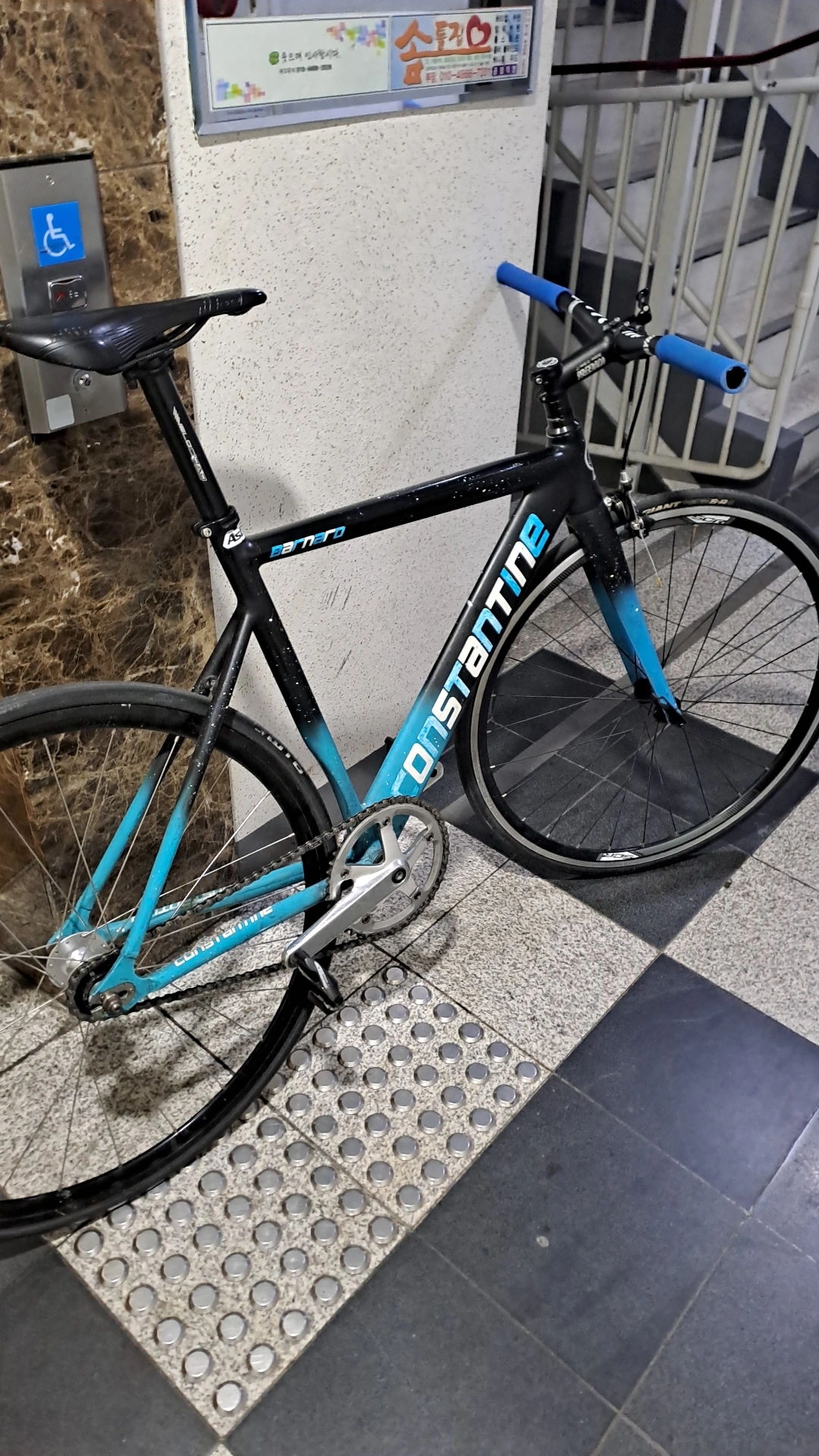 콘스탄틴 버나드 픽시 | 데얼스 아웃도어 전문 플랫폼