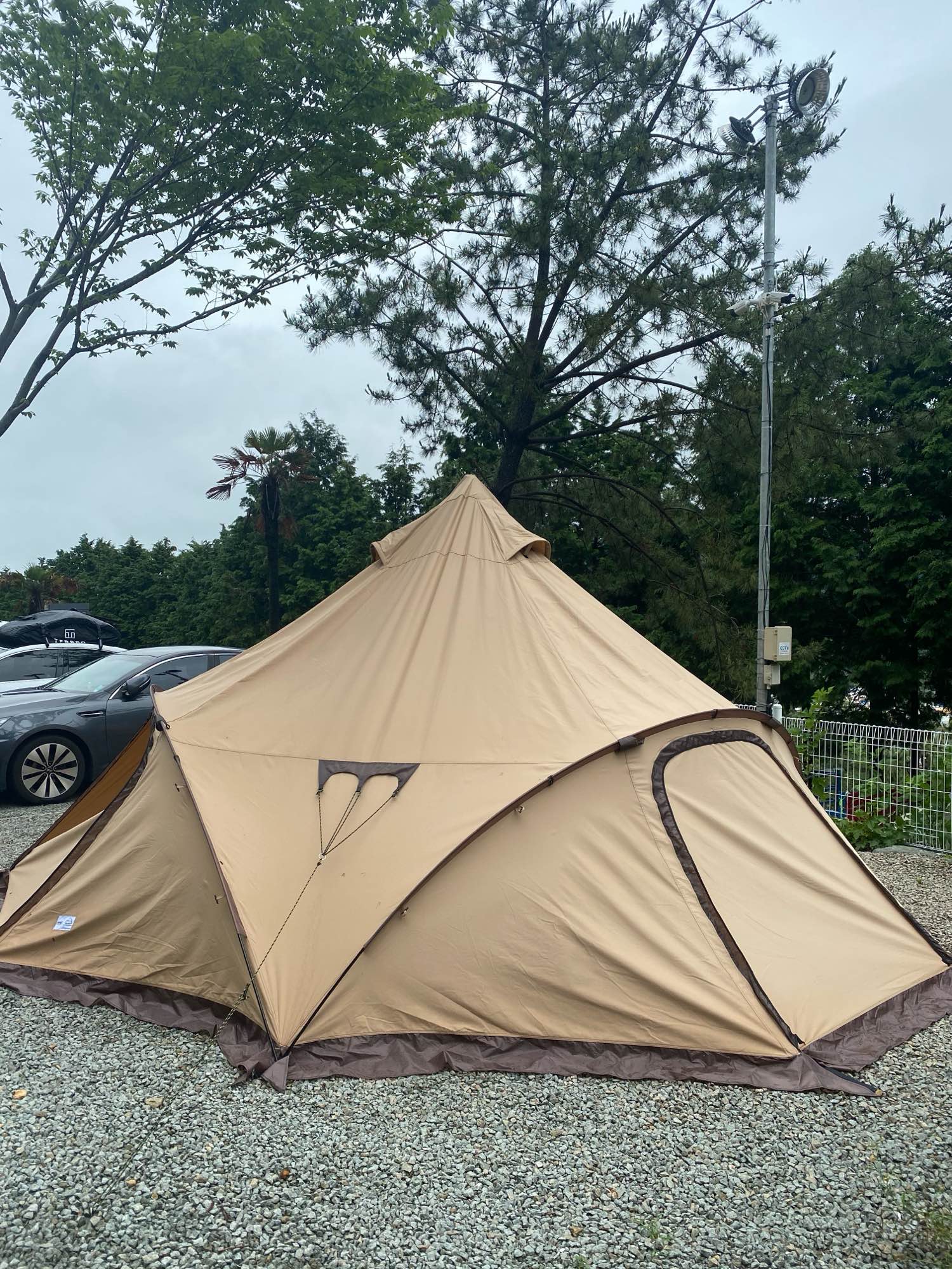 위아낫브랜드 C-2 티피텐트 팝니다 | 데얼스 아웃도어 전문 플랫폼