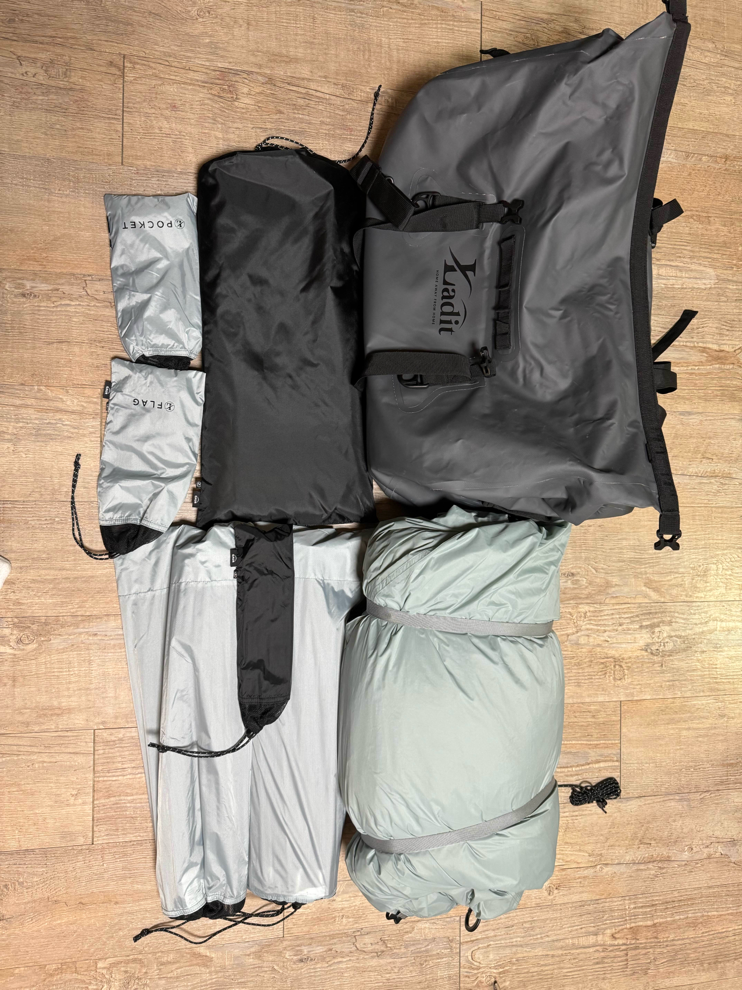 라디트가우르 | 데얼스 아웃도어 전문 플랫폼