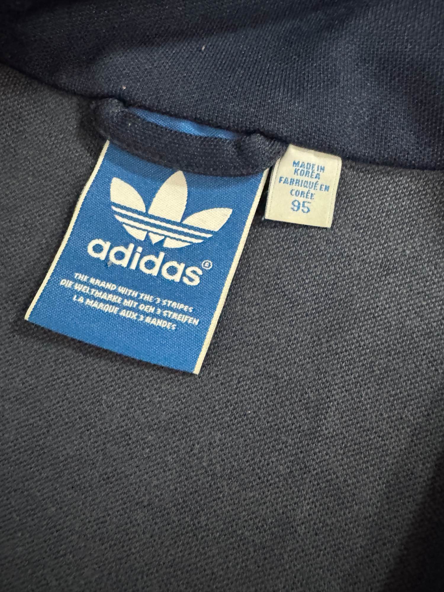 아디다스 올드스쿨 유로파 져지 트랙탑 네이비 | 데얼스 아웃도어 전문 플랫폼