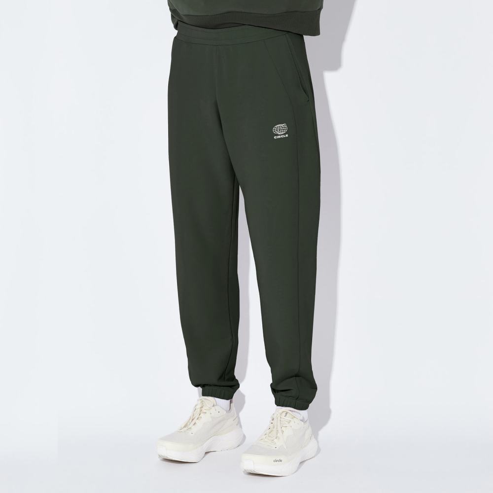 써클 에센셜 겟 럭키 조깅 팬츠 2.0 모스 그린 공용 | 데얼스 아웃도어 전문 플랫폼