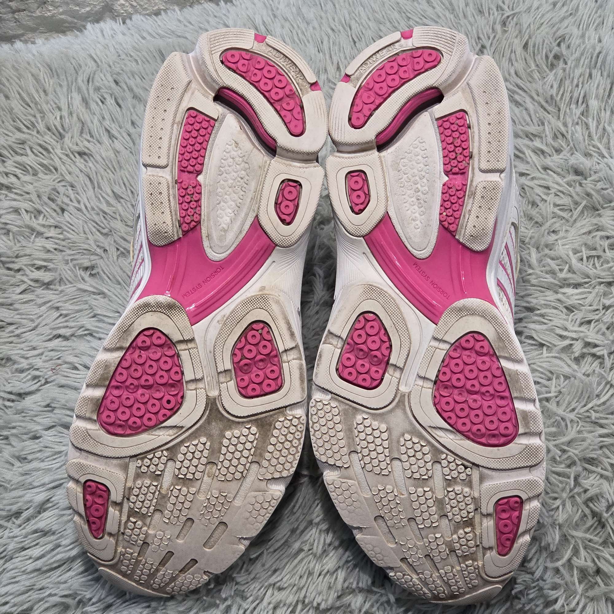 6q-27:아디다스 쿠션 러닝화 화이트·핑크 (240) | 데얼스 아웃도어 전문 플랫폼