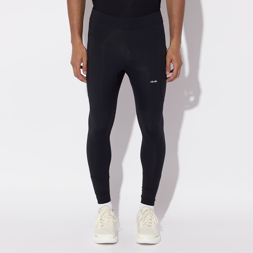 써클 에센셜 맨 인 타이즈 러닝 레깅스 오닉스 블랙 남성 | 데얼스 아웃도어 전문 플랫폼