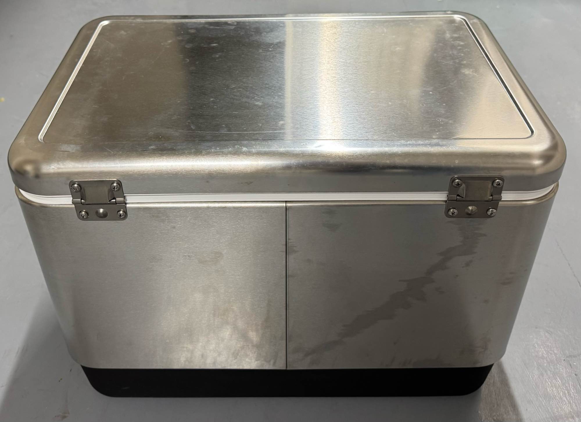 [새상품] 콜맨 스틸벨티트 쿨러 | 데얼스 아웃도어 전문 플랫폼