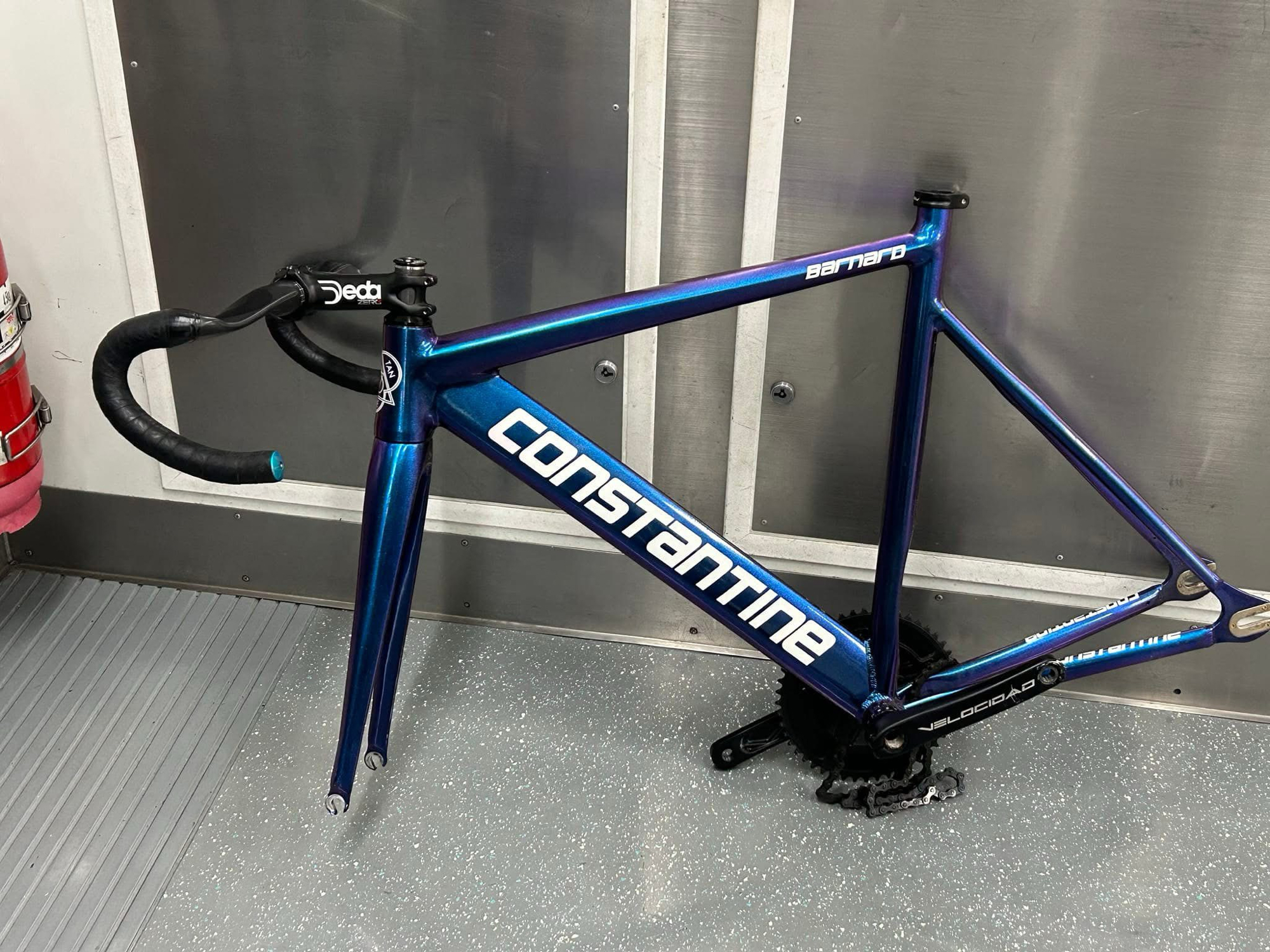 2023년 콘스탄틴 카멜레온 프레임 | 데얼스 아웃도어 전문 플랫폼