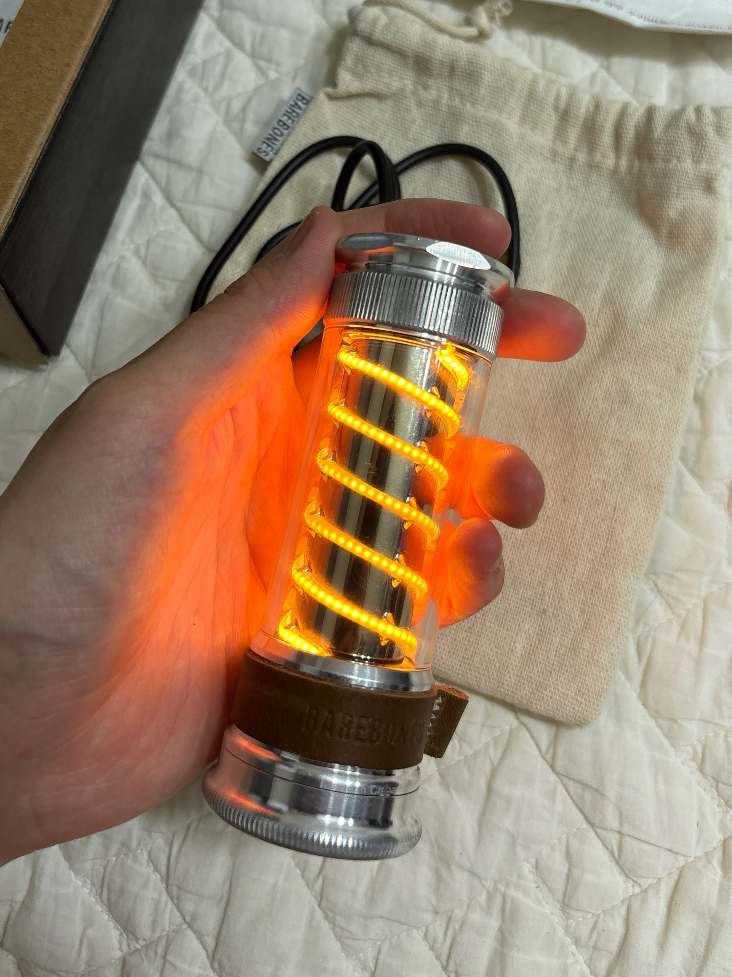 베어본즈 에디슨 라이트 스틱 LED 랜턴 | 데얼스 아웃도어 전문 플랫폼