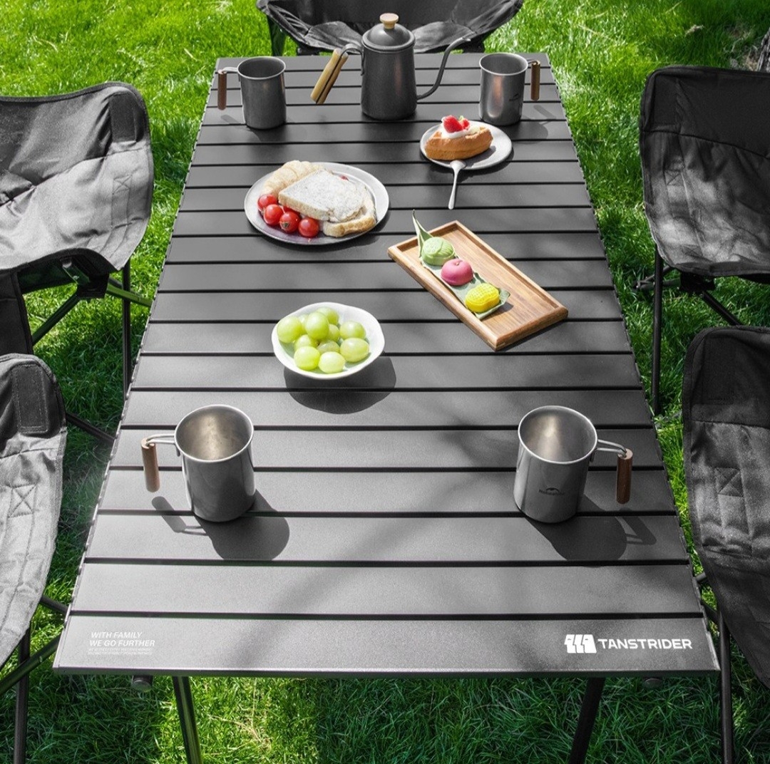 엔즈 스틸 접이식 캠핑 테이블 판매합니다. 튼튼한 스틸 소재로 제작되어 안정감있게 사용 가능합니다 | 데얼스 아웃도어 전문 플랫폼