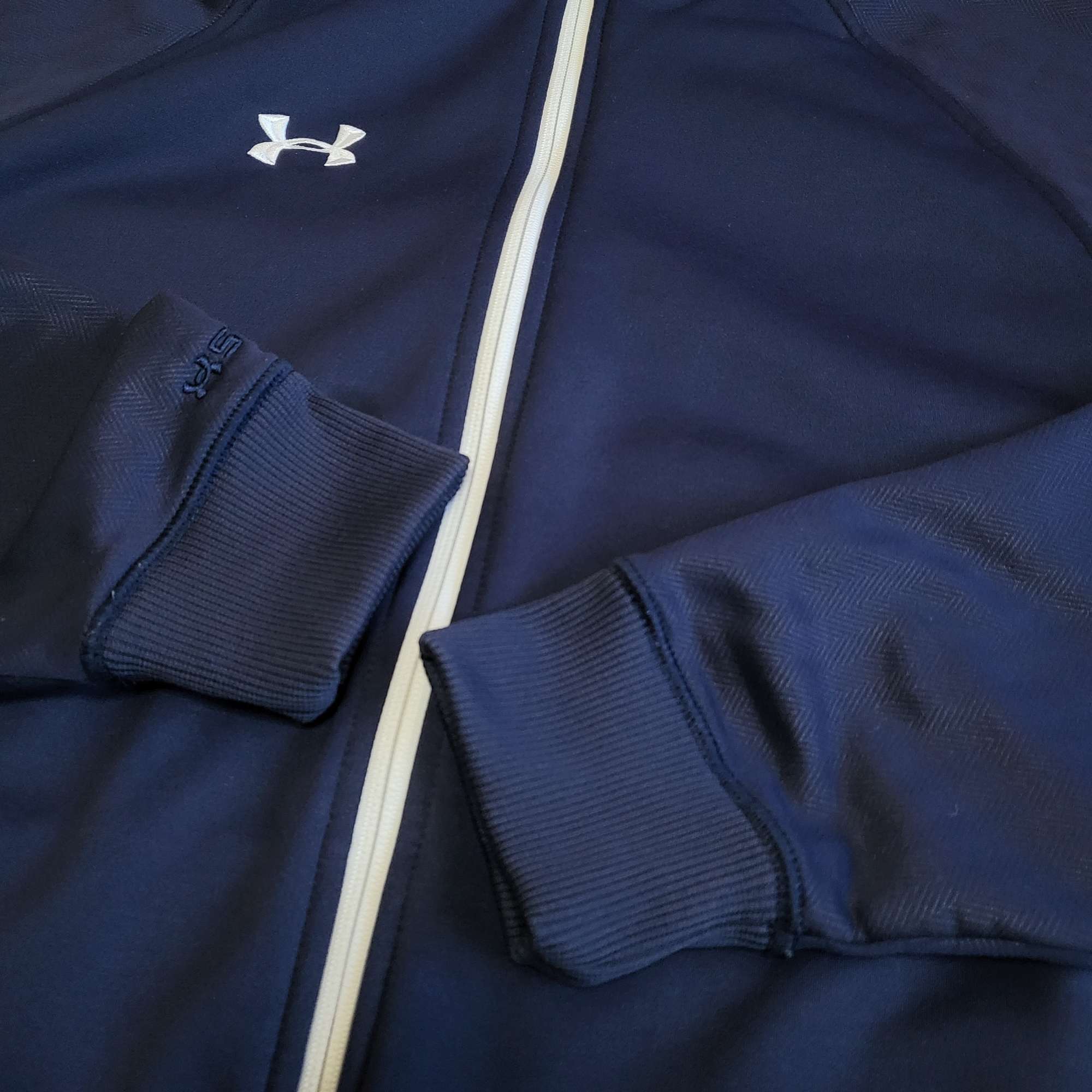 언더아머 네이비 져지 100-105 트랙탑 | 데얼스 아웃도어 전문 플랫폼