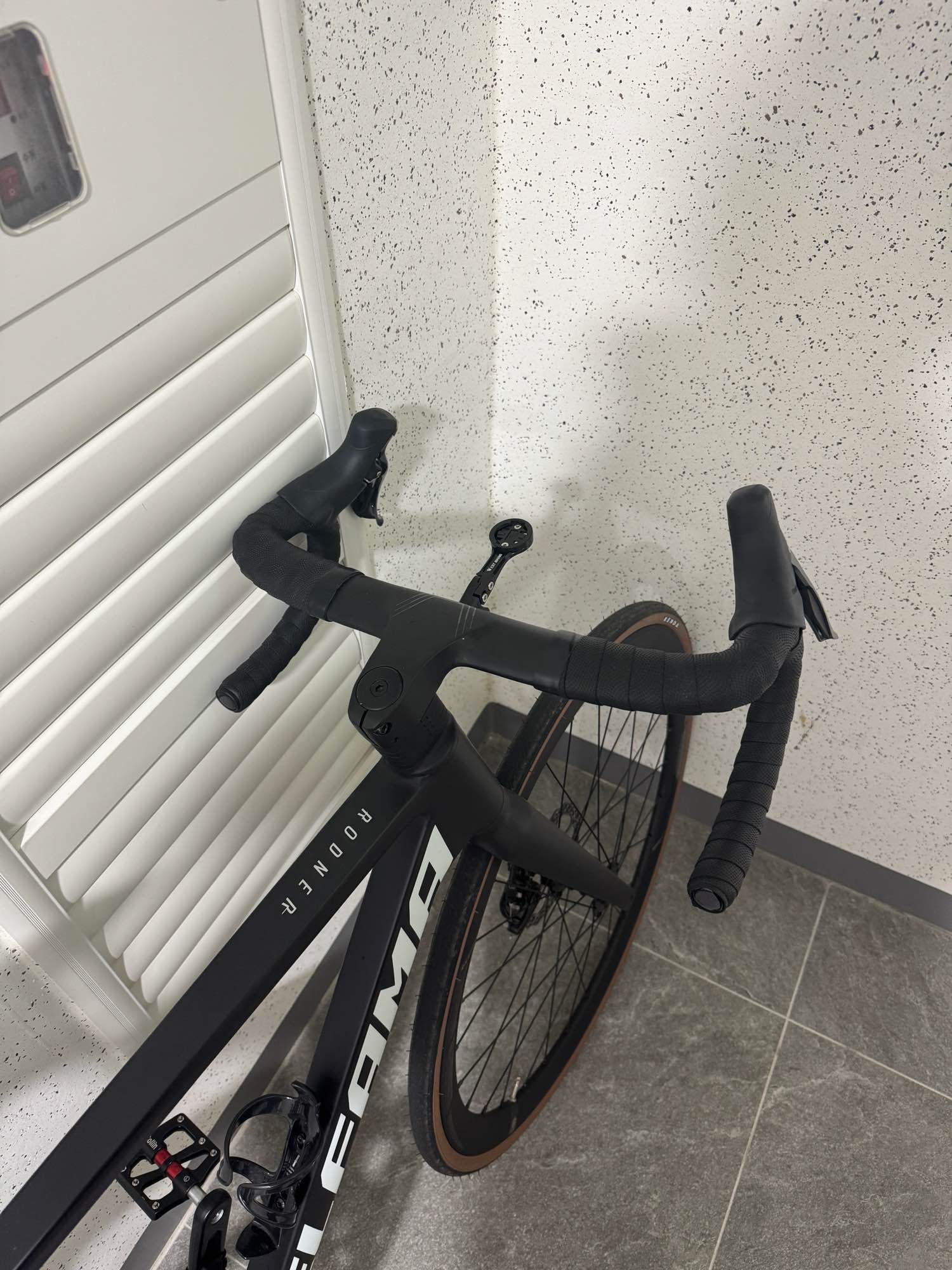 엘파마 로드너 gen2 | 데얼스 아웃도어 전문 플랫폼