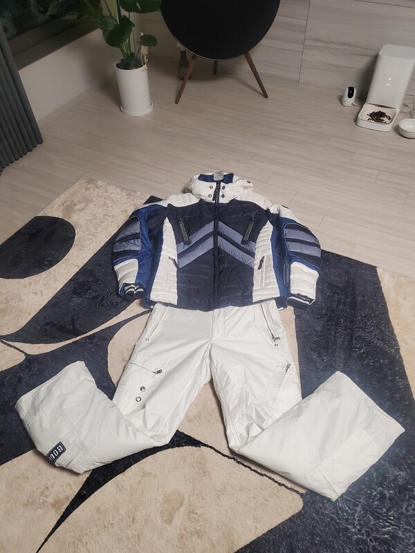 보그너 스키복 | 데얼스 아웃도어 전문 플랫폼