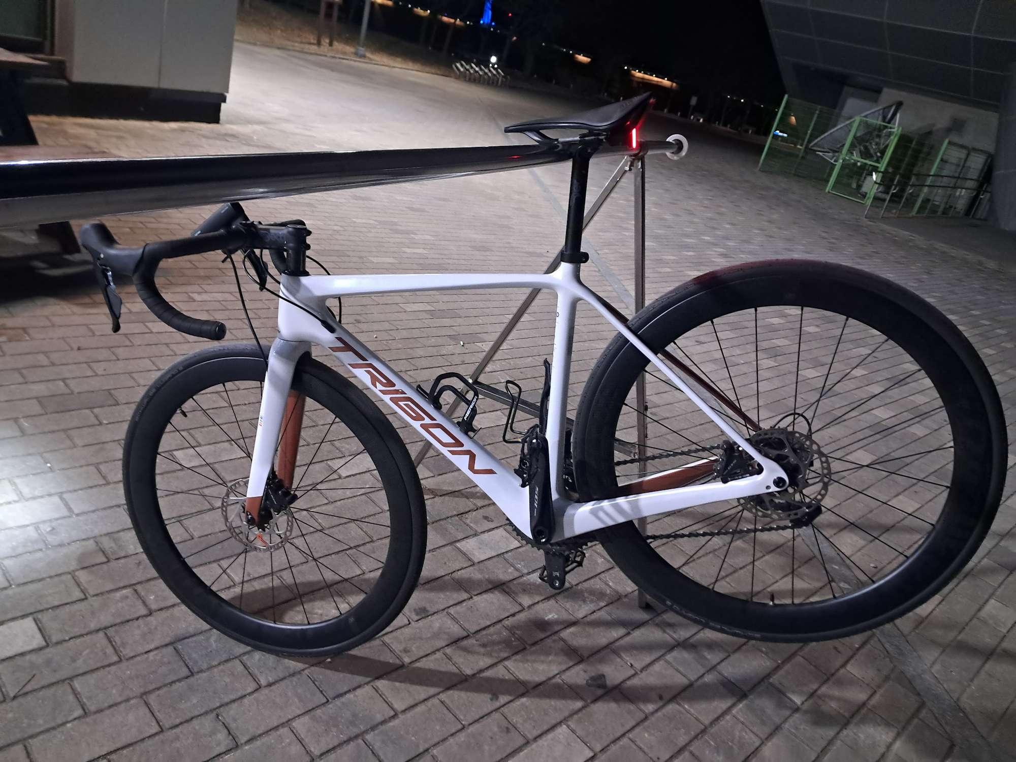 트리곤 다크니스 sld 브론즈 23년형 | 데얼스 아웃도어 전문 플랫폼