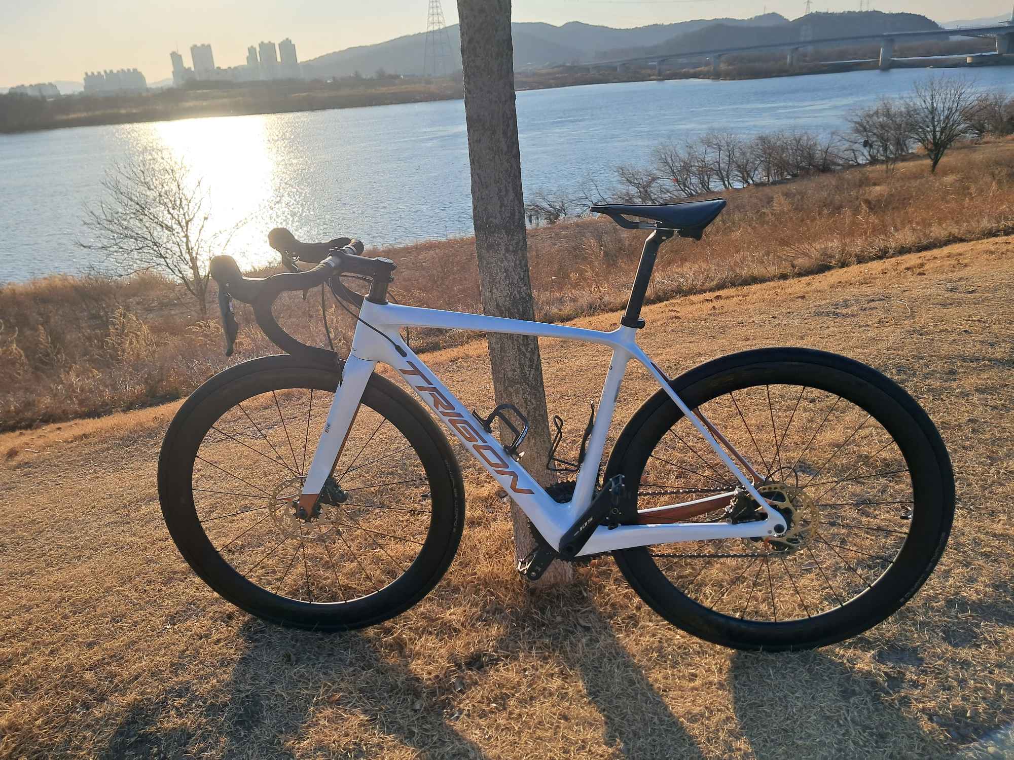 트리곤 다크니스 sld 브론즈 23년형 | 데얼스 아웃도어 전문 플랫폼