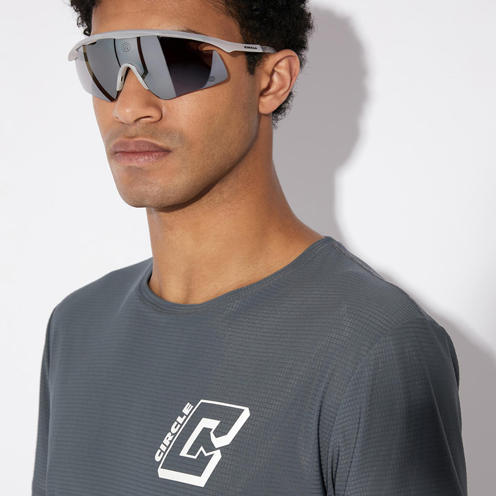 써클 레전드 반팔 티셔츠 플린트 그레이 남성 | 데얼스 아웃도어 전문 플랫폼